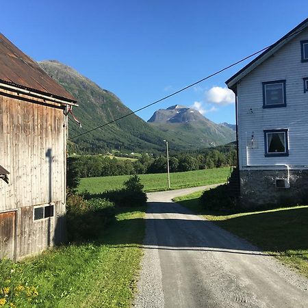 Olagarden Hotell Stranda  Eksteriør bilde